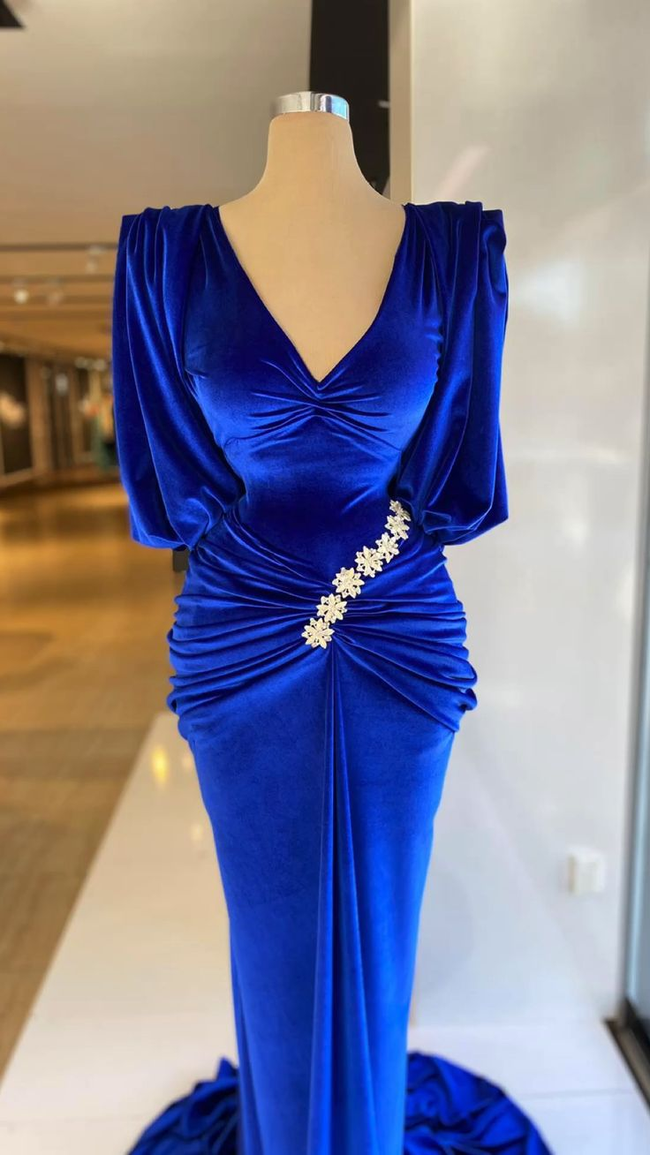 Evening Dresses Dubai V-Neck Short Sleeves Velvet Pleats Appliques Royal Blue Mermaid Formal Prom Party Dress Y4935 Main Image