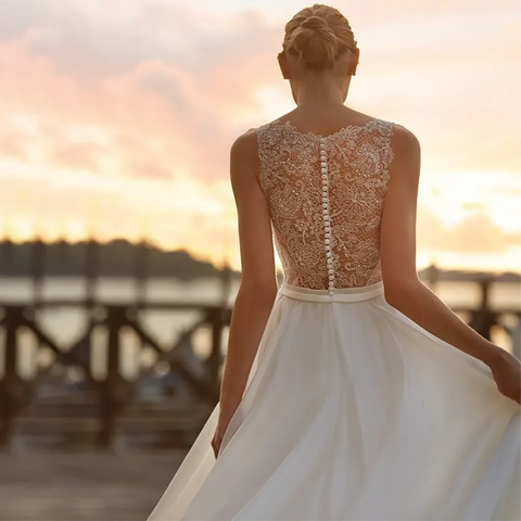 Deep V Neck Chiffon Beach Wedding Dress Elegant Illusion Back Lace Bridal Gowns White Evening Gowns Vestidos De Novia