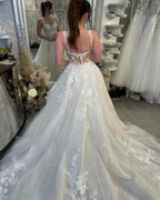 Designer White A-line Spaghetti Straps Sleeveless Tulle Wedding Dresses With Lace by misshow.com