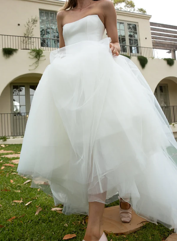 Romantisches weißes A-Linien-Tüll-Ballkleid, formelles Hochzeitskleid Y8084