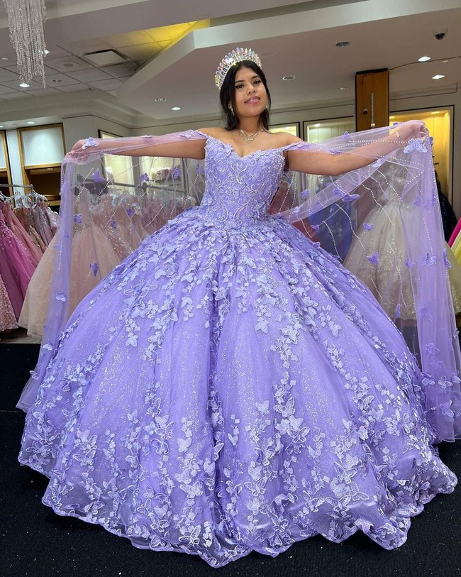 Luxurious Lavender Ball Gown With Butterflies,Sweet 16 Dress Y6755 Main Image