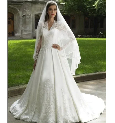 Elegant Italian white bridal dress V-neck stand-up collar lace applique long sleeve satin button Saudi Arabian trouw jurken dame