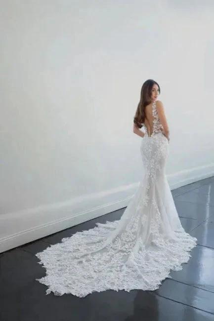 Elegant Long Mermaid V-neck Sleeveless Wedding Dresses With Lace by misshow.com