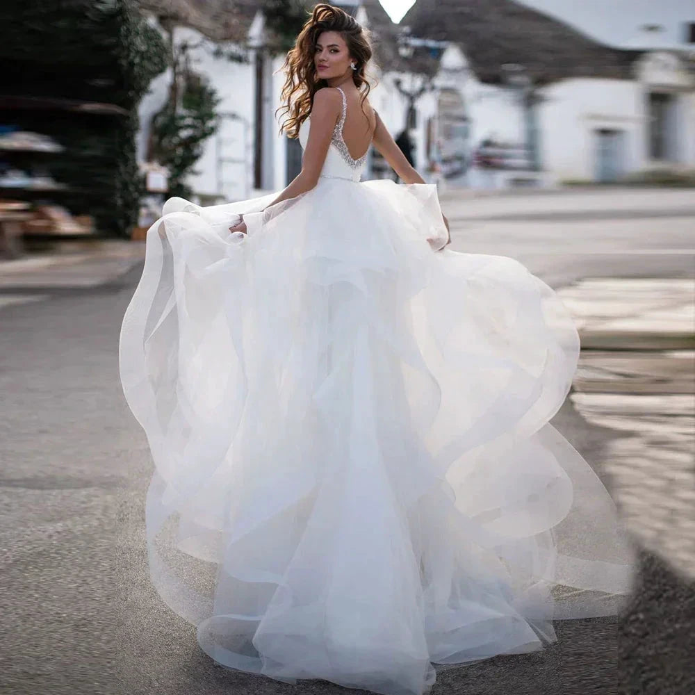 Elegant Spaghetti Straps Ball Gown Wedding Dresses Backless Robe de Mariage Delicate Beaded Ruffles Bridal Gown by payinti