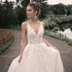 Elegant Wedding Dresses For Woman Popular Summer A-line V-Neck Sleeveless Appliques Open Back Vestidos De Novia by payinti