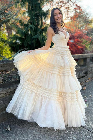 Elegante vestido de fiesta largo de tul con escote en V y abertura lateral en capas PSK392