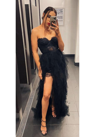 Saanvi | Elegante vestido de fiesta de tul con volantes escalonados en tono óxido