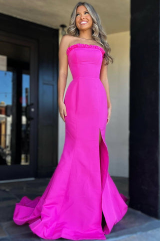 Denver | Vestido de fiesta largo con abertura y corte sirena, sin tirantes, color magenta con volantes