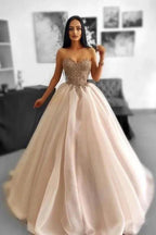Glamorous Long A-line Beading Sleeveless Tulle Sweetheart Prom Dresses with Lace by misshow.com