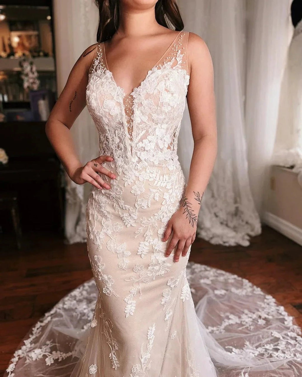 Glamorous Long Mermaid V-neck Sleeveless Backless Wedding Dress With Lace by misshow.com