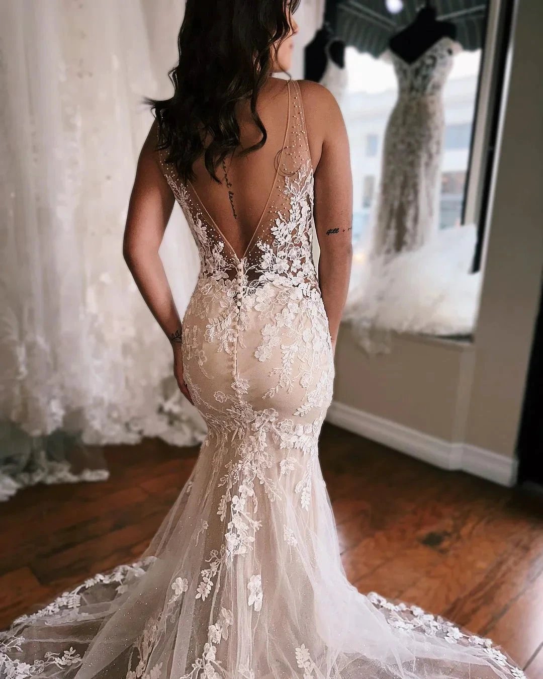 Glamorous Long Mermaid V-neck Sleeveless Backless Wedding Dress With Lace by misshow.com