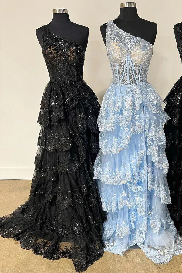 فستان سهرة طويل من التول الأزرق البحري مزين بالترتر وكتف واحد مع فتحة جانبية PSK489