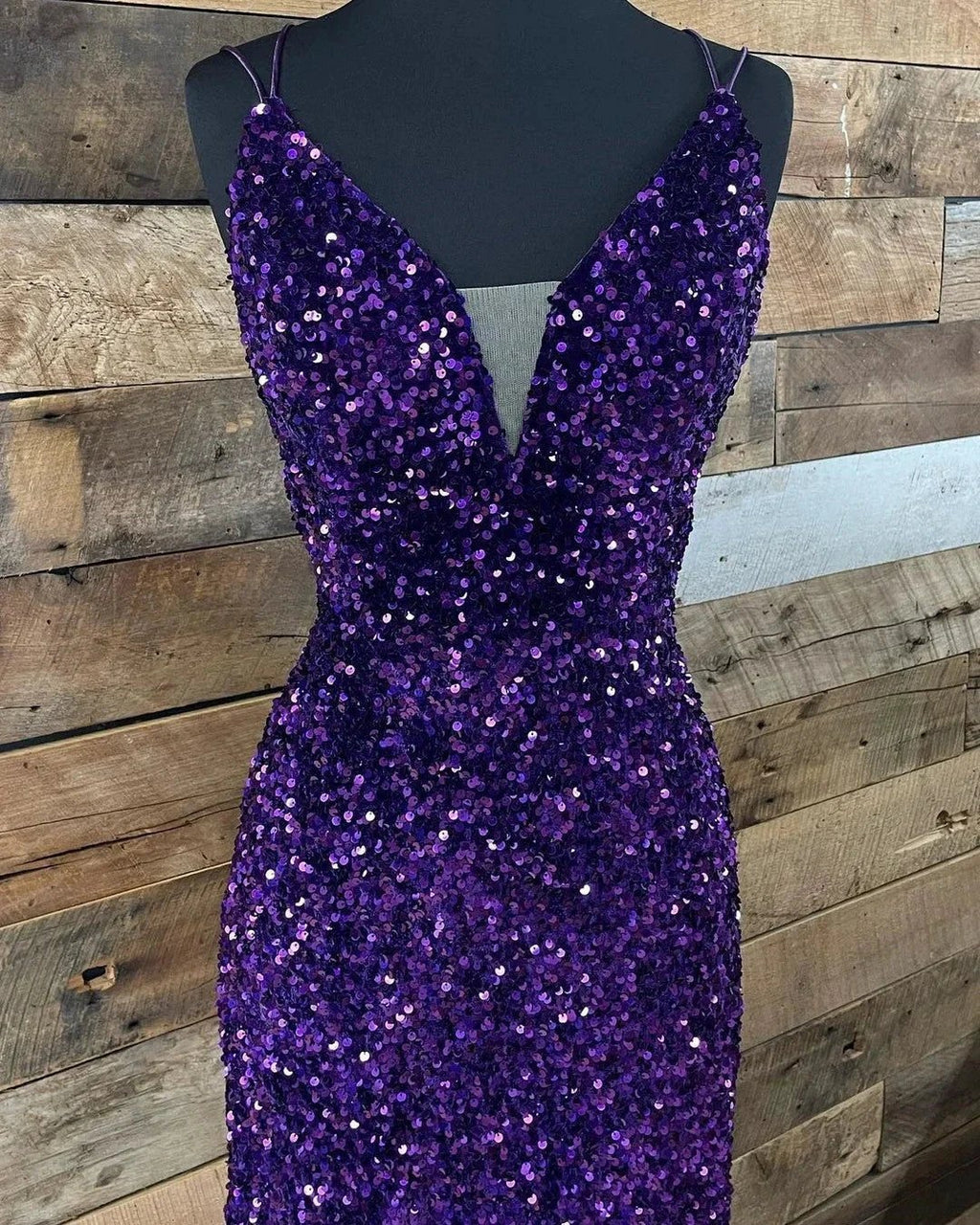 Gorgeous Short Sequined Spaghetti Straps V-neck Tight Homecoming Dress by misshow.com