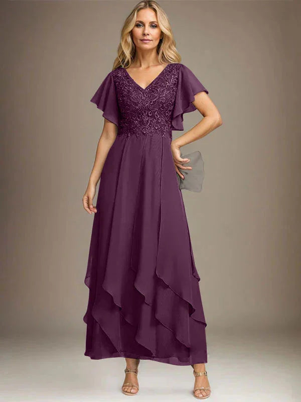 Vestido de gasa con encaje y escote en V hasta los tobillos para madre de la novia con volantes en cascada 