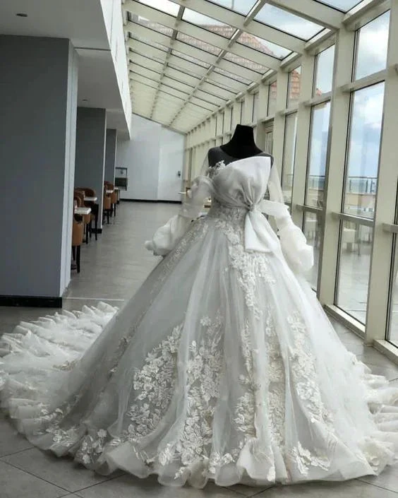 Luxurious White Wedding Dress With Trail,White Bridal Dress Y6769 by simplepromdress