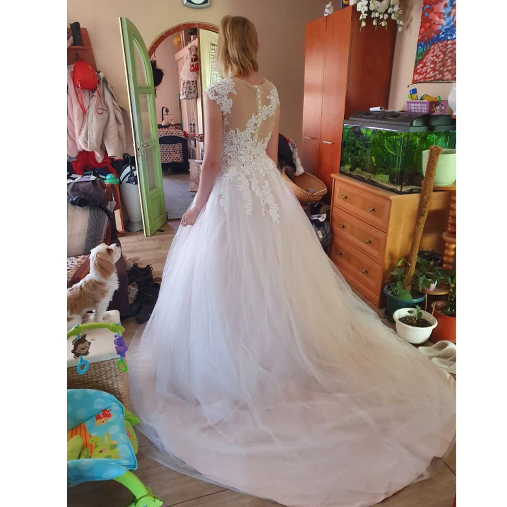LORI Scoop Lace Applique A Line Wedding Dresses Sleeveless Tulle Boho Bridal Gowns Long Train Elegant Princess Dress Customized
