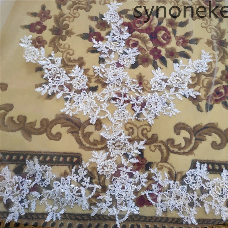 Real Photo 3m One Layer Bridal Veil with Comb White Lace Edge Ivory Appliqued Cathedral Wedding Veil for Brides