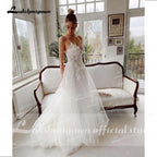 Sexy V-Neck Tulle Spaghetti Straps Outdoor Garden Wedding Dress Lace Appliques Beading Bridal Gowns A-Line Wedding Dresses