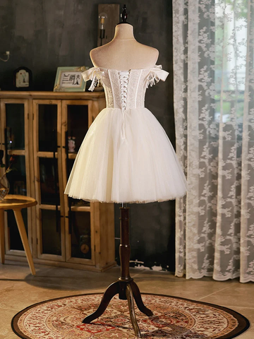 Cute White Tulle Sweetheart Beaded Homecoming Dress White Short Graduation Dresses Y1966