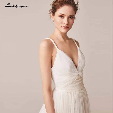 Vestido de novia sexy de tul con tirantes finos, sin mangas, cuello en V, espalda descubierta 