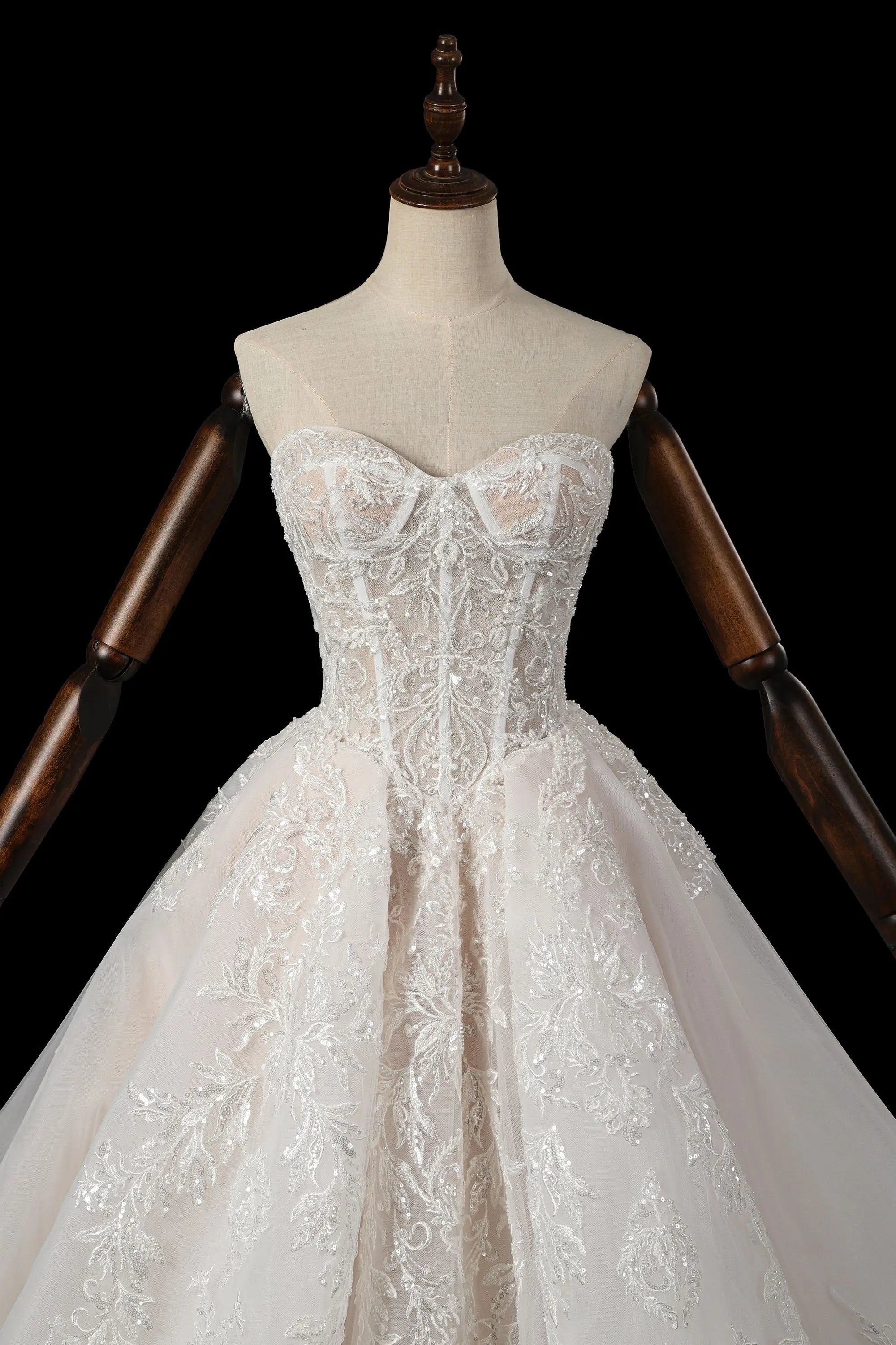 Elegant Ivory Strapless Corset Lace Tulle Bridal Gown Wedding Dress with Long Detachable Sleeves SW703