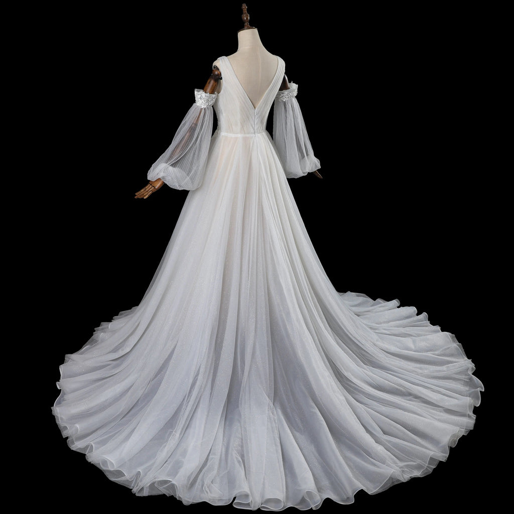 Elegant Ivory V-Neck Detachable Puff Sleeve Lace Tulle Wedding Dress with Train SW708