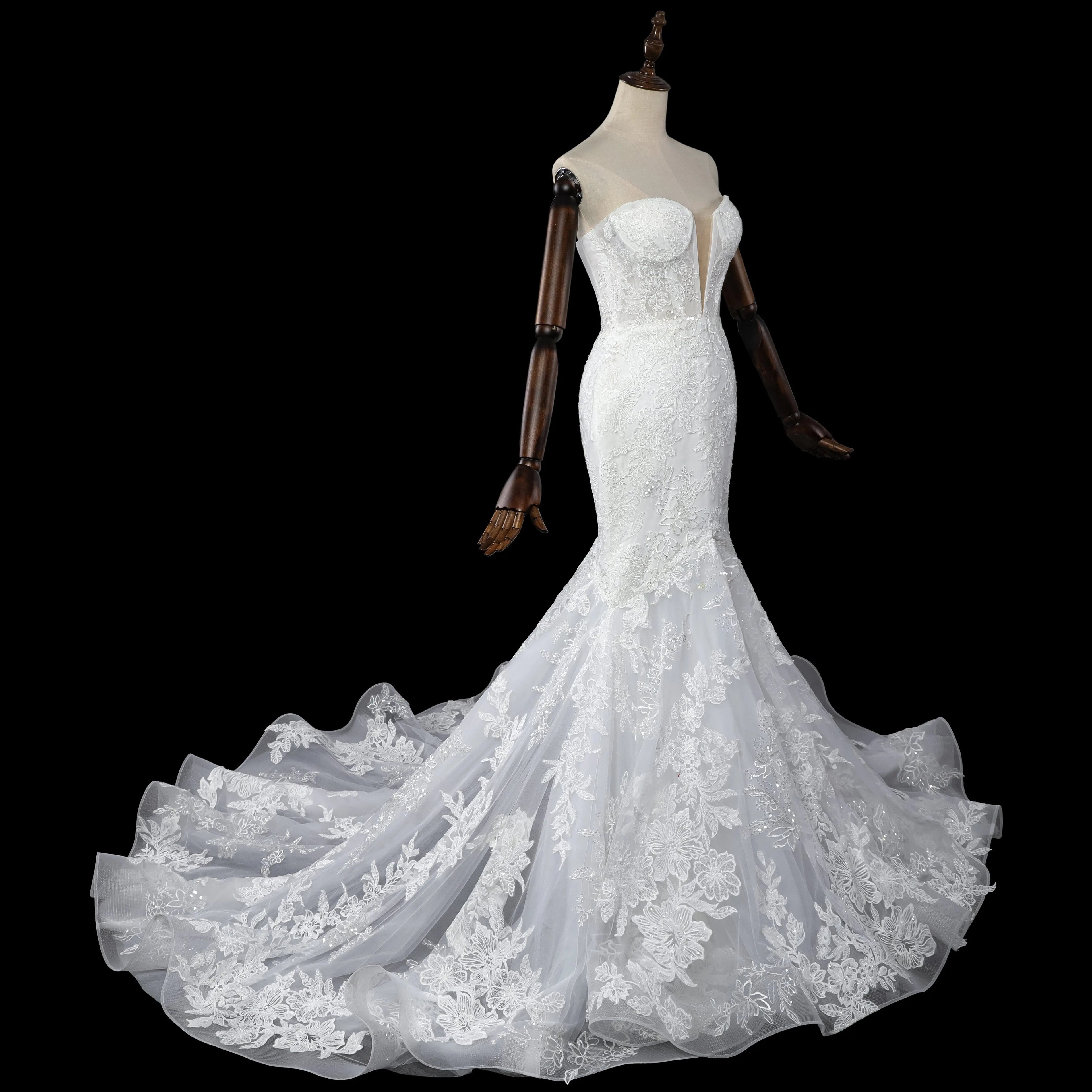 Glamorous White Sweetheart Neckline Mermaid Wedding Dress with Detachable Tulle Sleeves SW712