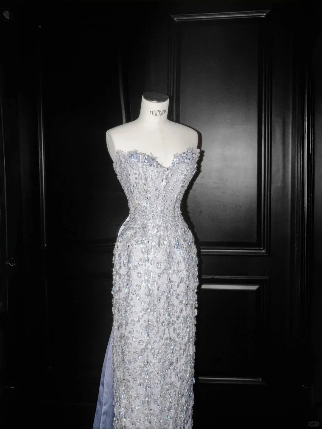 Glamorous Blue Strapless Sequins Beaded sheath Long Prom Dress Evening Dress Y8654 by simplepromdress