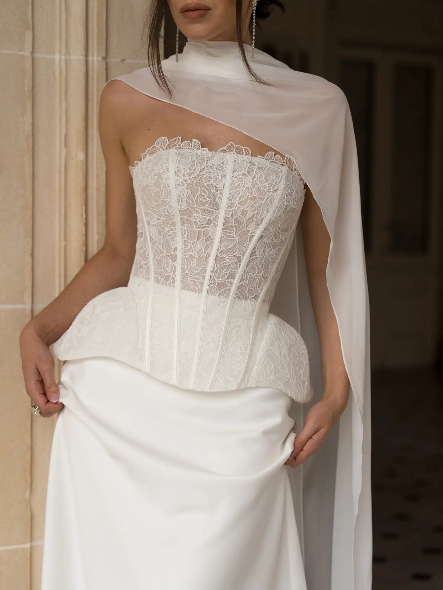 Strapless Lace Corset Wedding Dresses with Scarf SW241