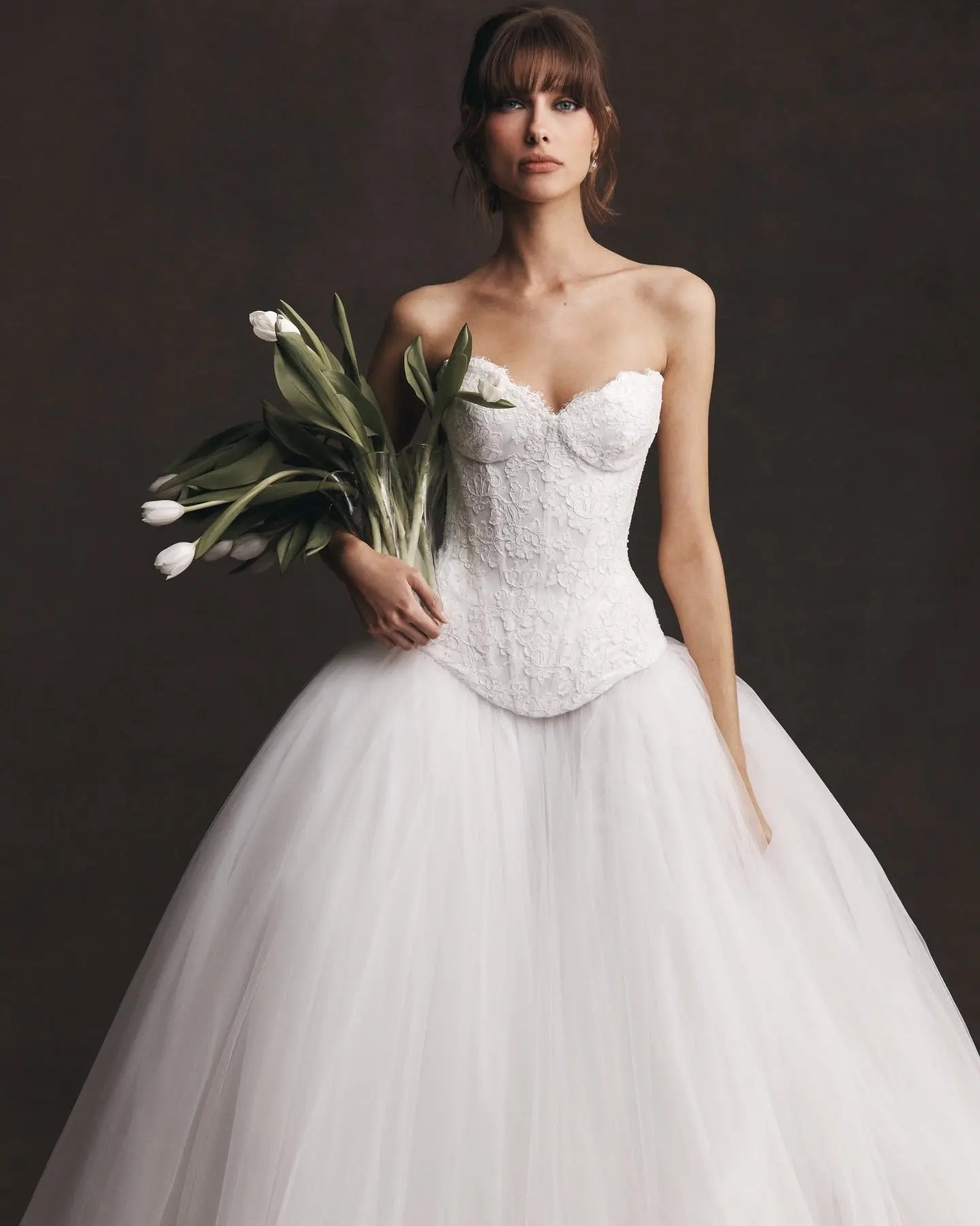 Luxury White Strapless Lace Tulle Ball Gown Wedding Dress SW597