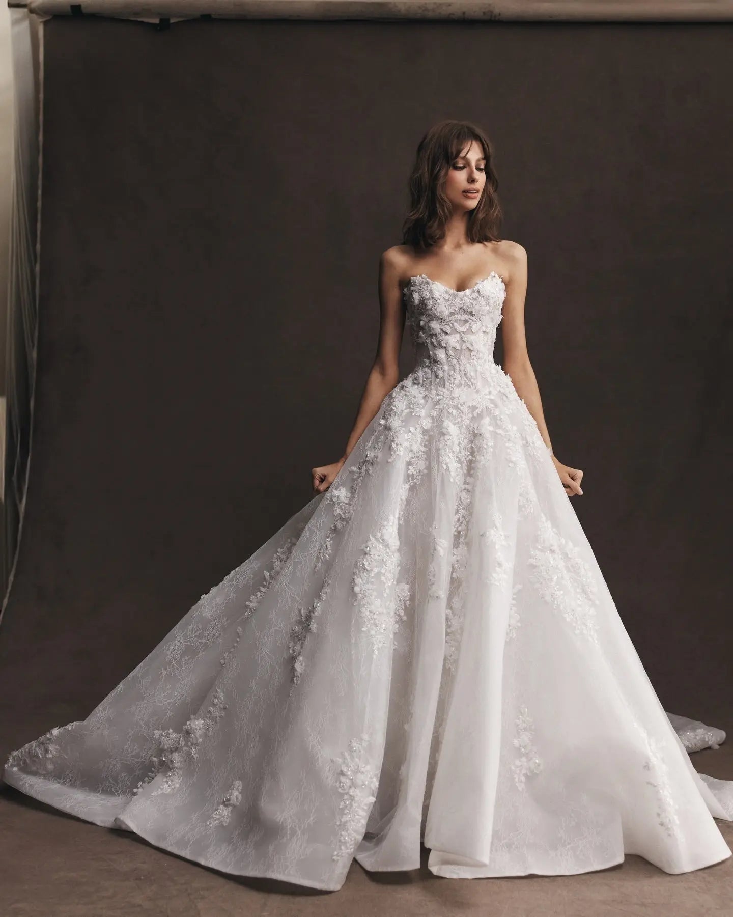 Luxury White Strapless 3D Floral Embroidery Train Wedding Dress SW574