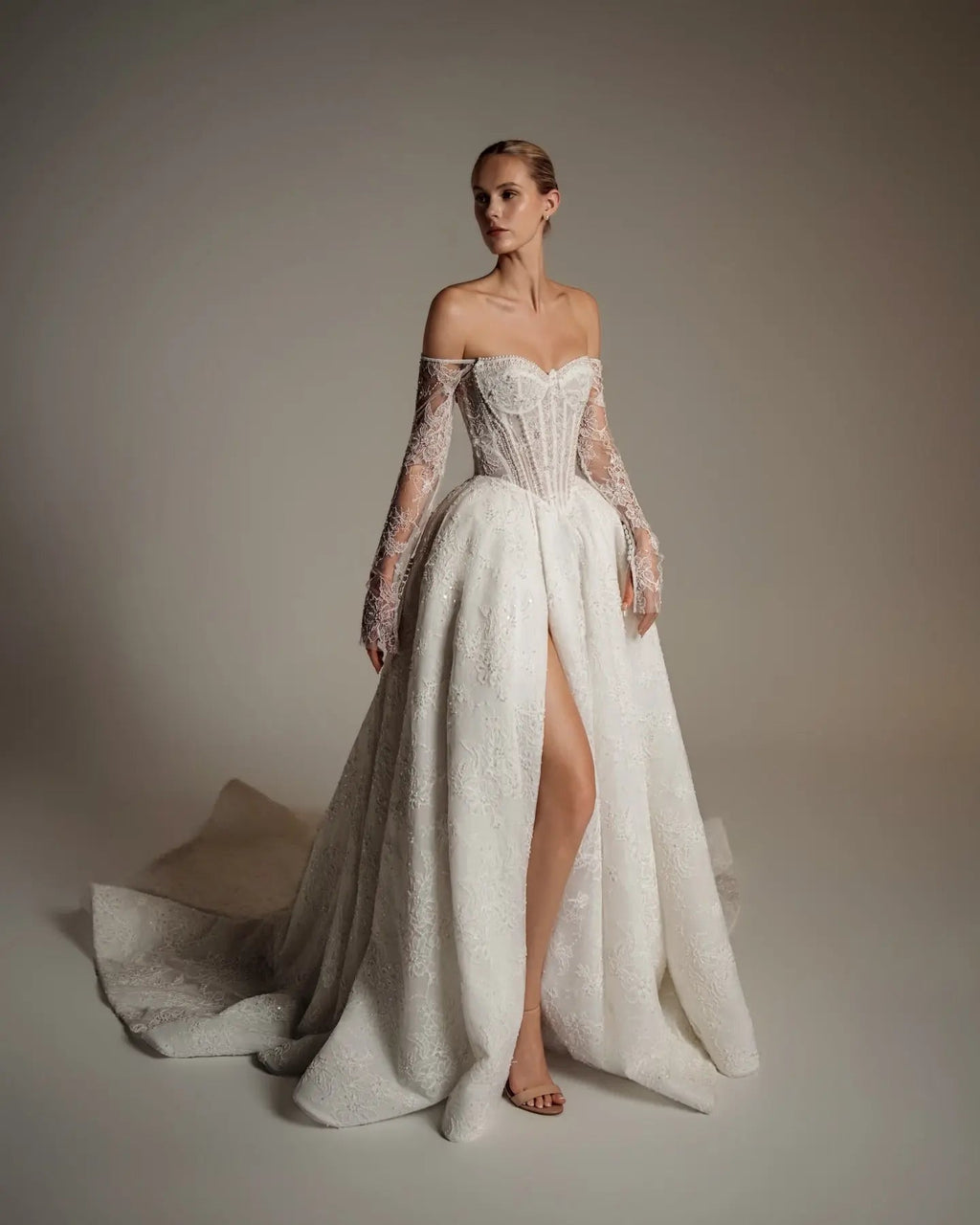 Luxury Ivory Strapless Lace High-Slit A-Line Wedding Dress SW165