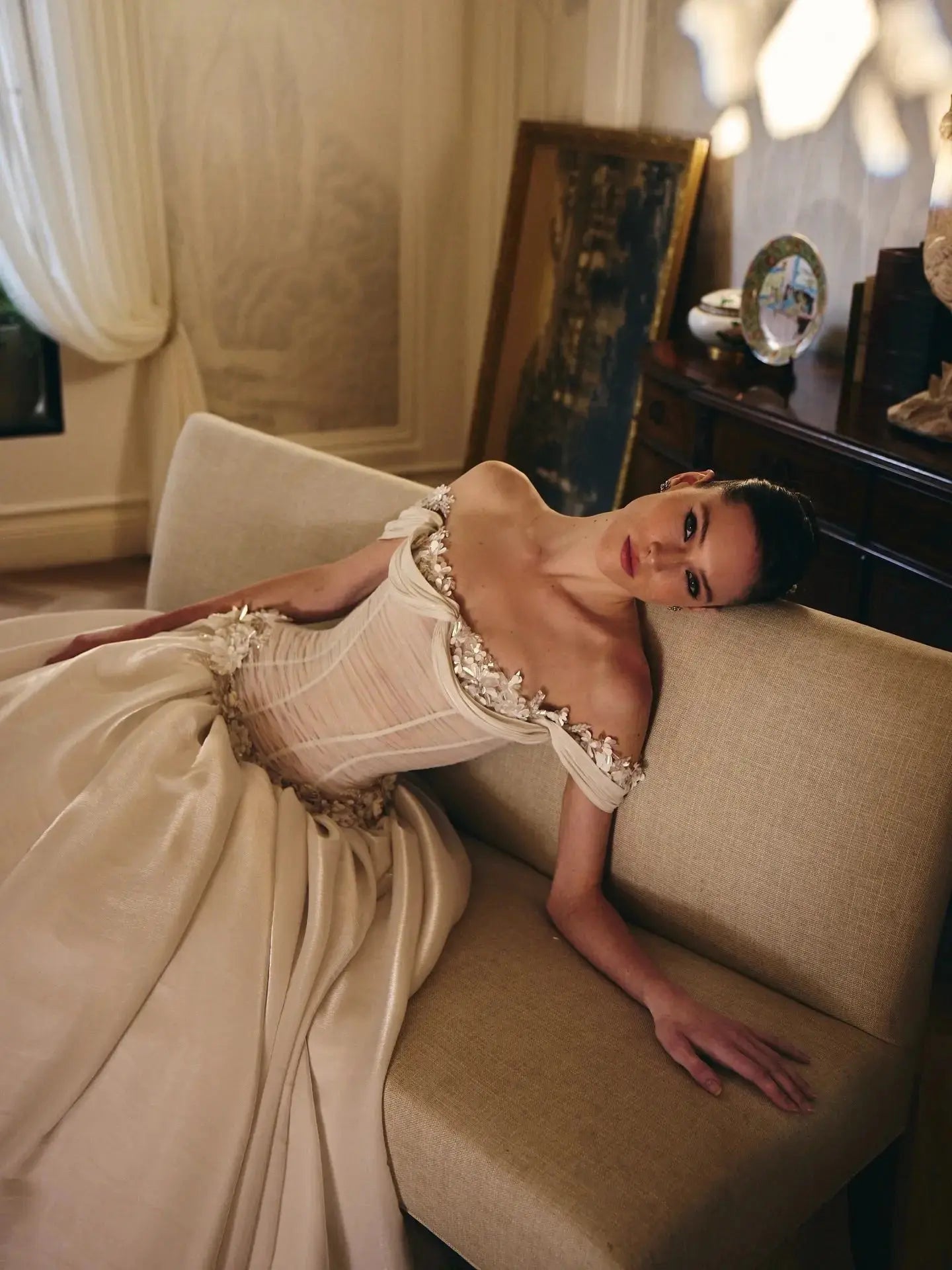 Elegant Ivory Off-the-Shoulder Floral Lace Ball Gown Wedding Dress SW229