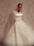 Luxury White Square Neck Beaded Floral Lace Ball Gown Wedding Dress with Veil SW666
