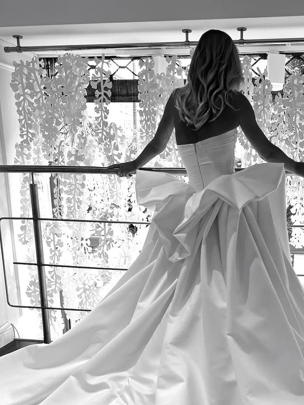 Luxury White Strapless Ruched Satin Ball Gown Wedding Dress SW216