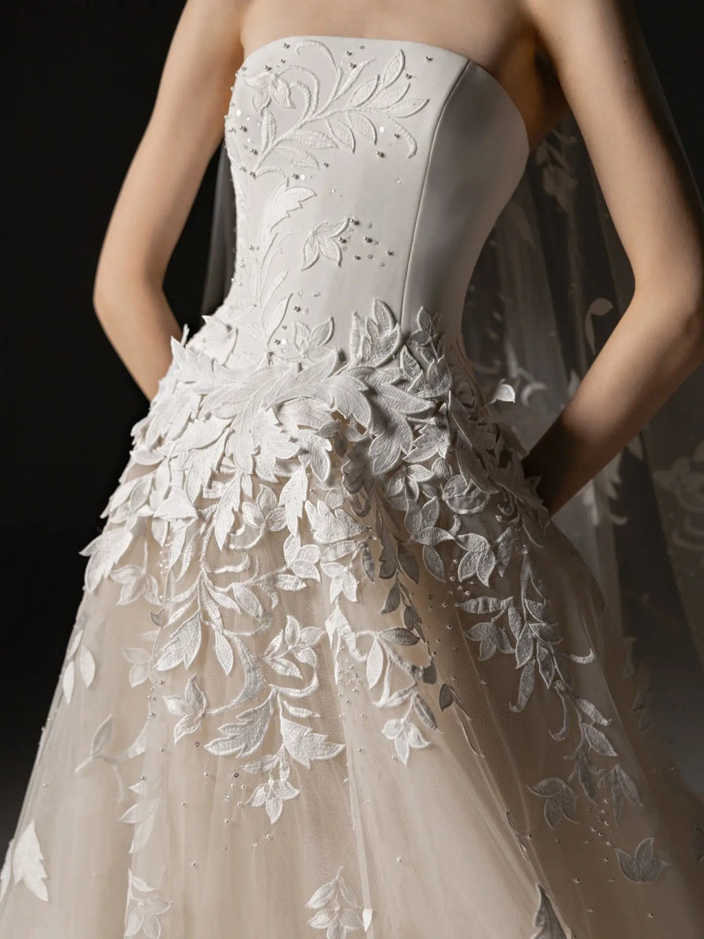 Dreamy Ivory Strapless Floral Lace Mermaid Train Wedding Dress with Veil SW665