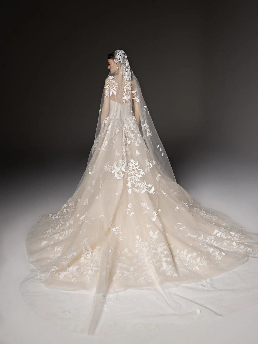 Dreamy Ivory Strapless Floral Lace Mermaid Train Wedding Dress with Veil SW665