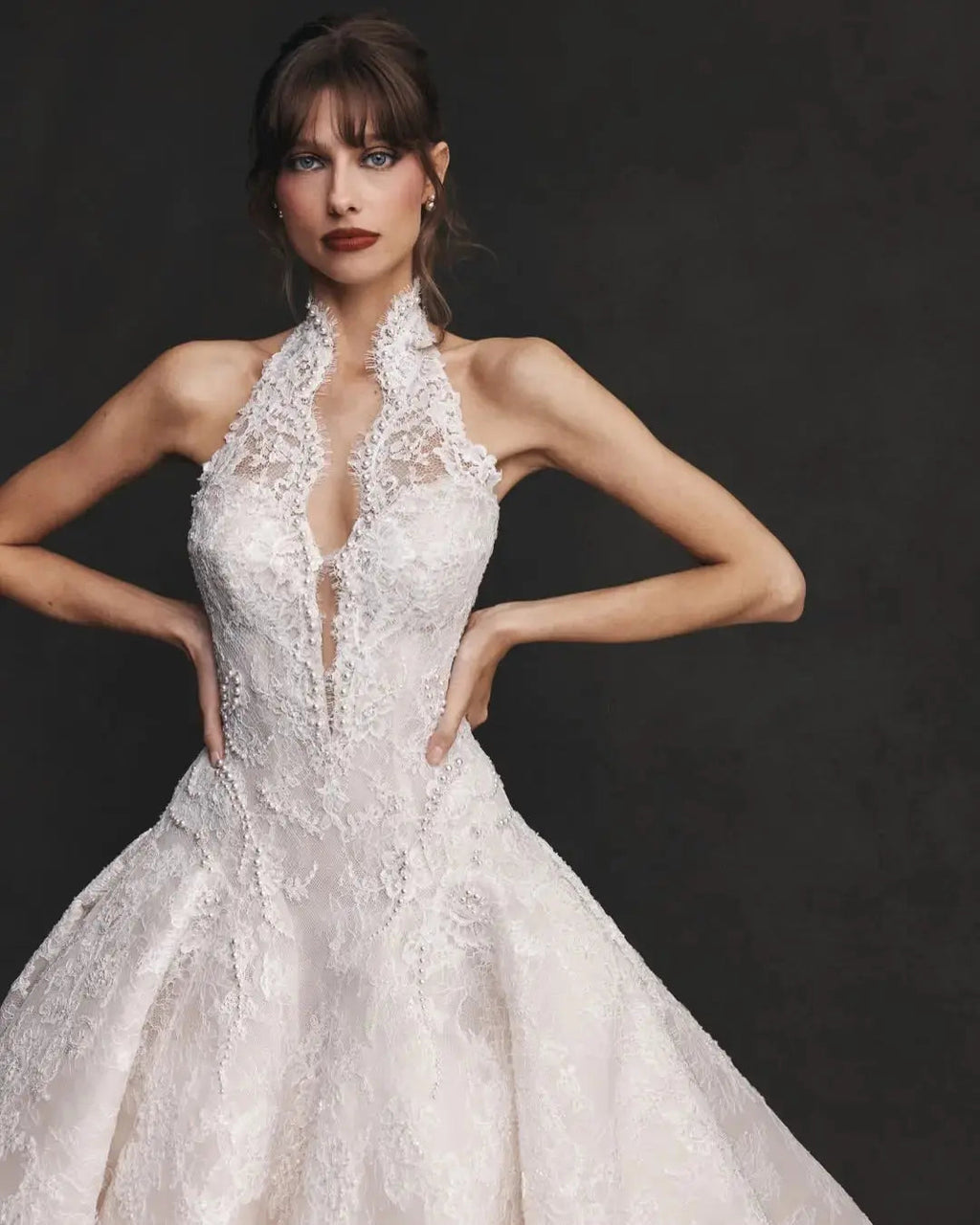 Luxury Ivory Halter Neck Lace Deep V Ball Gown Wedding Dress SW596