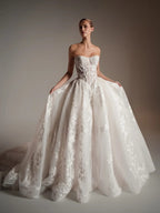 Luxury Ivory Strapless Floral Embroidery Ball Gown Wedding Dress with Veil SW169