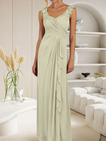 Vestido de malla plisada con escote corazón y corte en A color champán