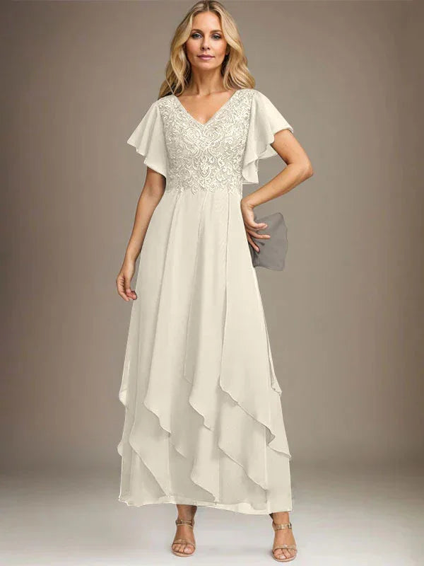 Vestido de gasa con encaje y escote en V hasta los tobillos para madre de la novia con volantes en cascada 