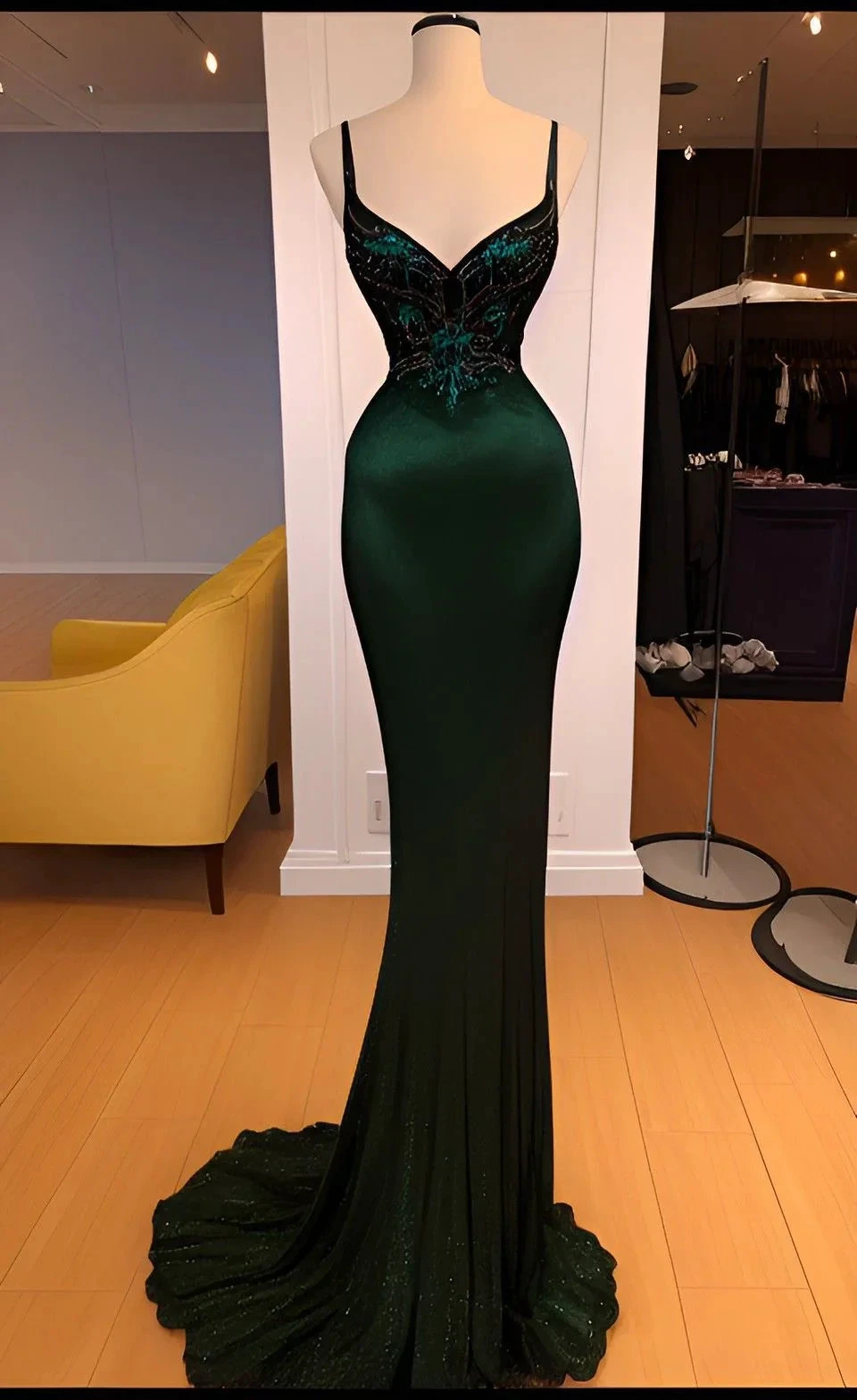 Glamorous Emerald Green Sheath/Column Evening Dress with Train Pageant Dress Y4303 by simplepromdress