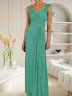 Vestido de malla plisada con escote corazón y corte en A color champán