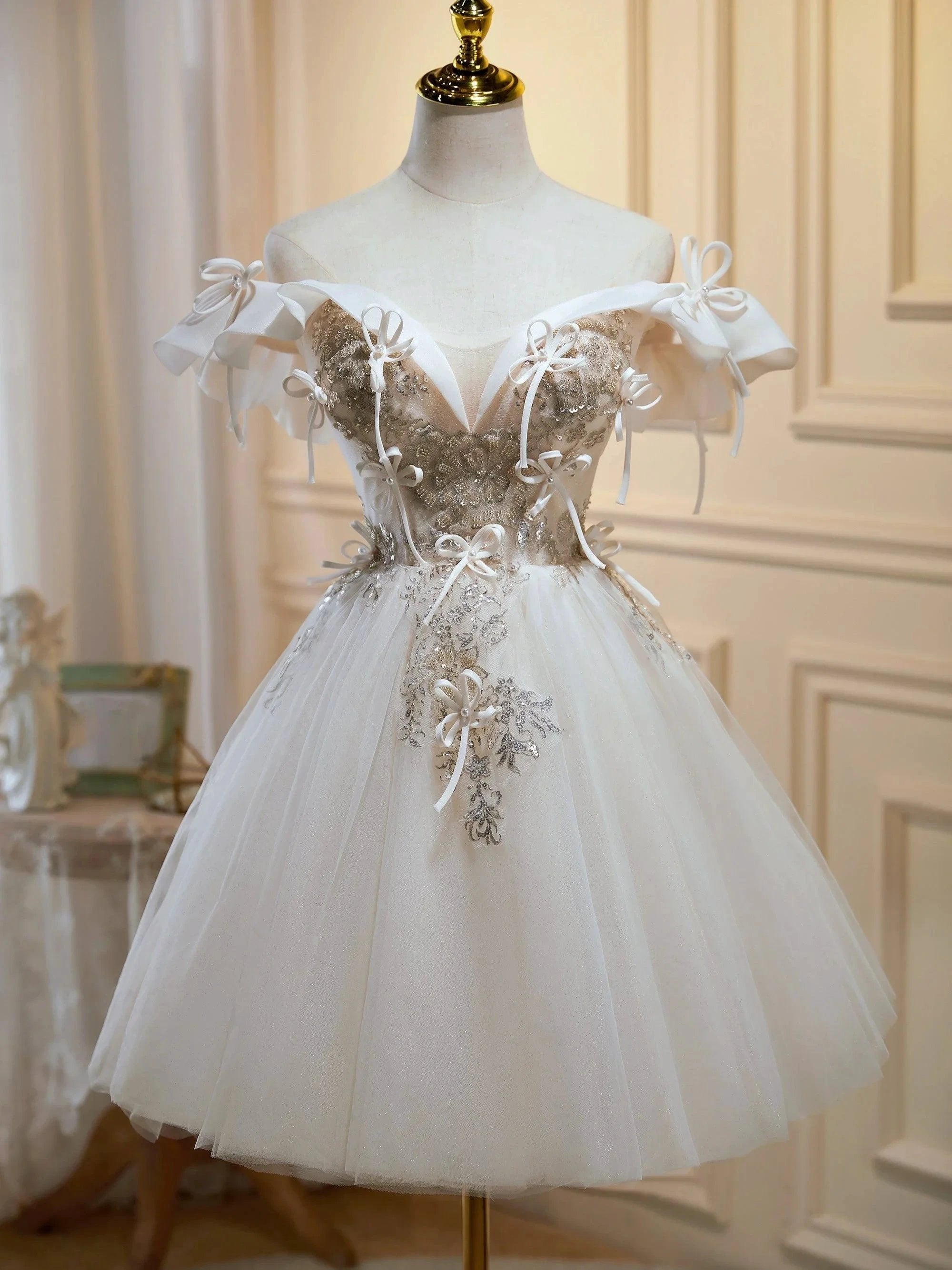 Chic Off The Shoulder V Neck Tulle Short Homecoming Dresses by Cicinia