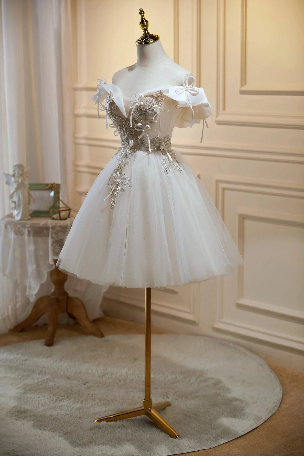 Chic Off The Shoulder V Neck Tulle Short Homecoming Dresses by Cicinia