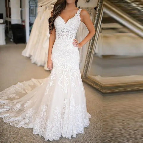 Lace Applique V-neck Suspender Fishtail Long Skirt Wedding Dress Bridal Gown Sexy Sleeveless Dress Can Be Customized Color