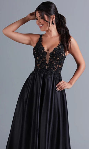 Vestido de fiesta largo negro de corte A con corpiño de encaje SYP75