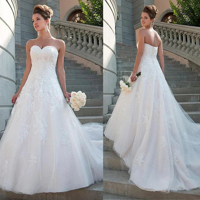 Lace Sweetheart Neckline A-line Wedding Dress Strapless Crystals Bridal Gowns robe de mariee princesse de luxe Hover Image