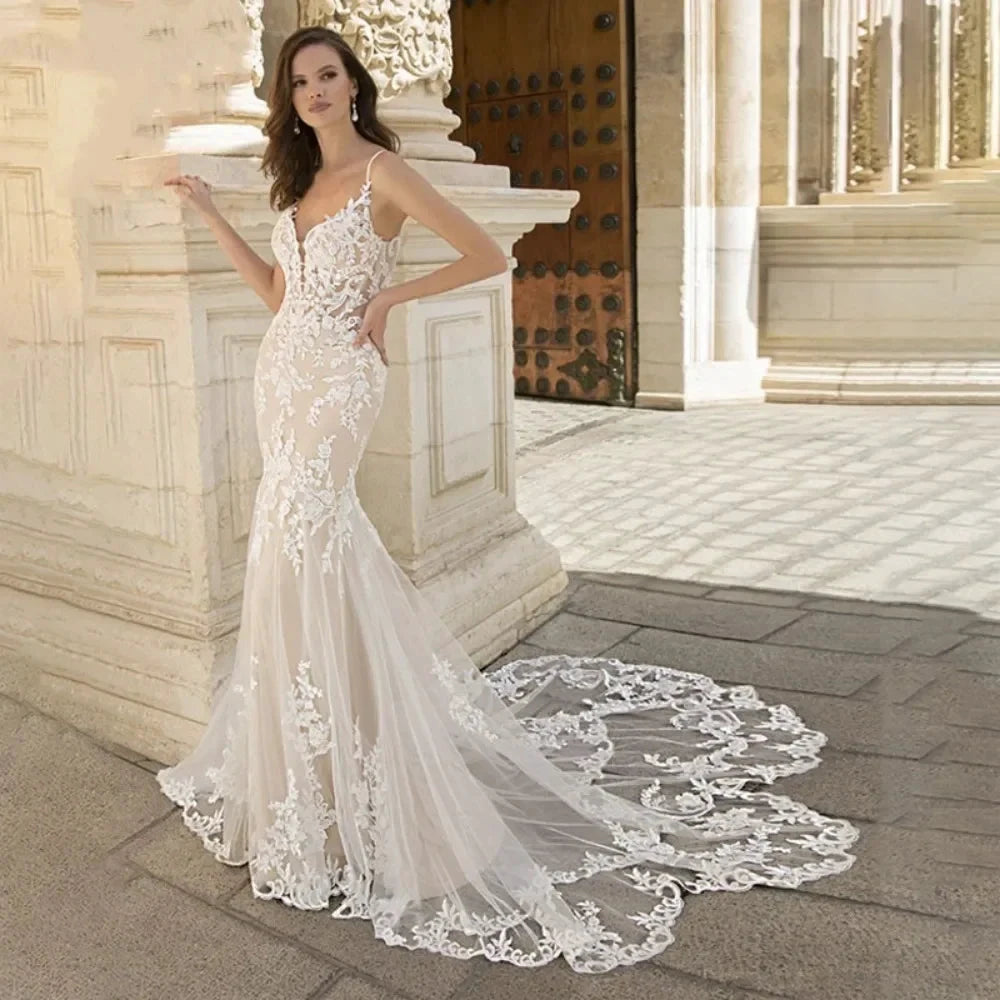 Luxury Mermaid Wedding Dress For Women Lace Appliques V-neck Spaghetti Straps Vestido De Novia Backless Bridal Gown Court Train by payinti
