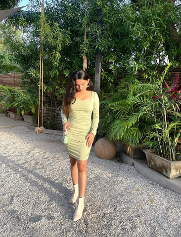 Cute Sage Green Short Homecoming Dress with Long Sleeves Sexy Party Dress Y1913